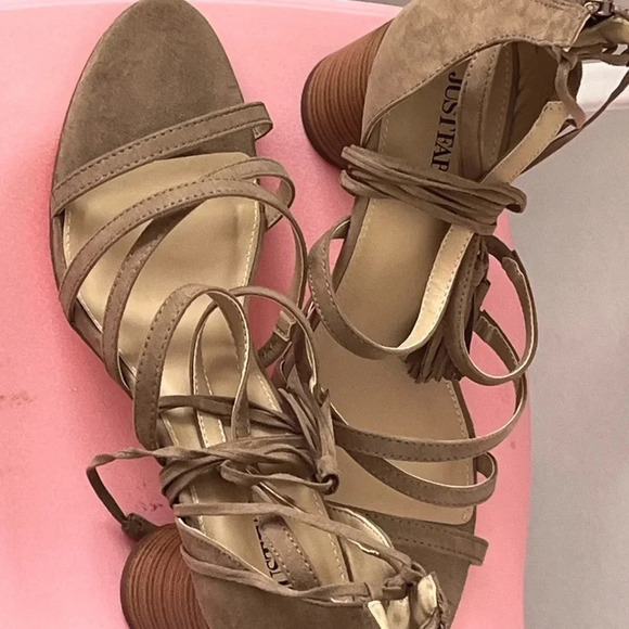 Just Fab Roma Women Dressy sandals, size 11 color Taupe straps go up legs - Picture 8 of 10